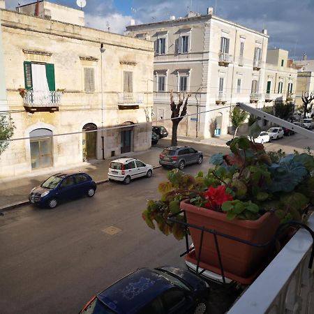 La Casa Delle Sorprese Apartment Trani Exterior foto