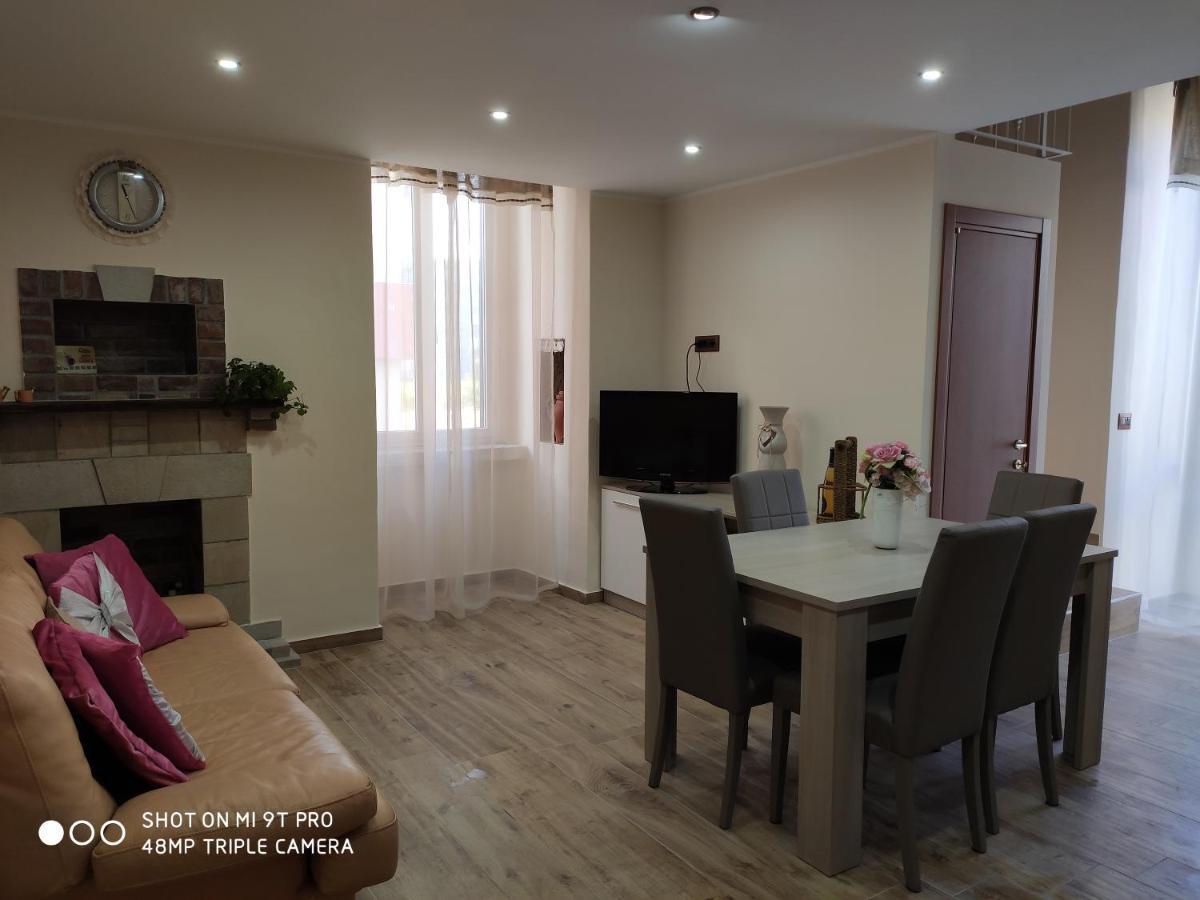 La Casa Delle Sorprese Apartment Trani Exterior foto