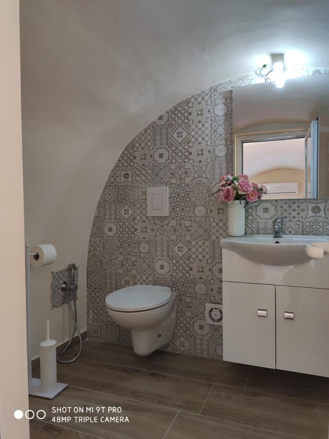 La Casa Delle Sorprese Apartment Trani Exterior foto