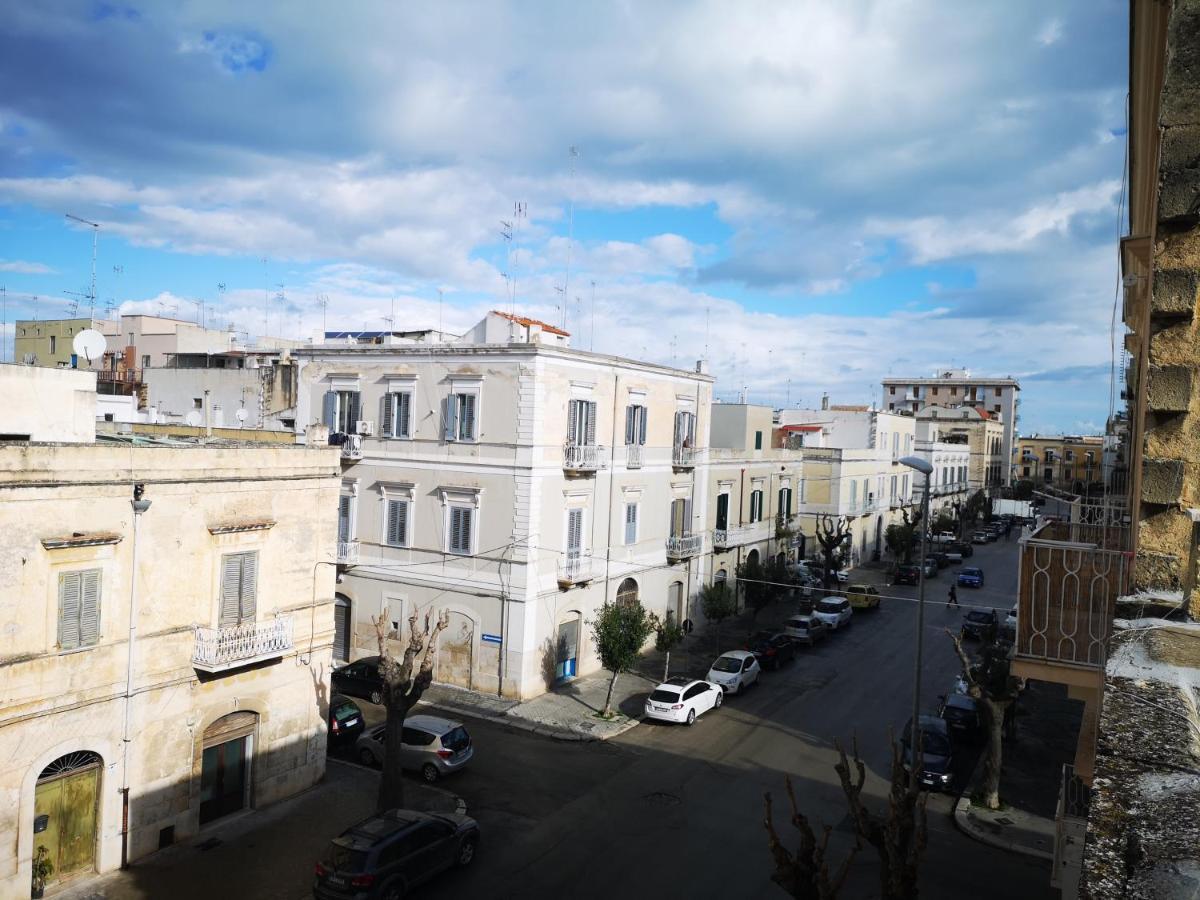 La Casa Delle Sorprese Apartment Trani Exterior foto